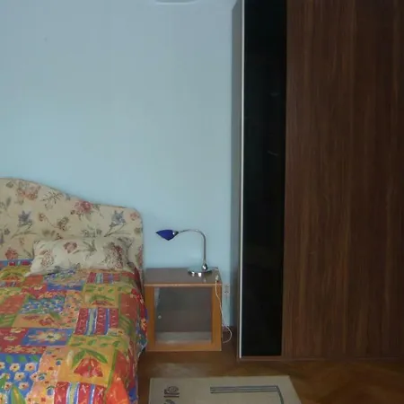 Exclusive In Apartament